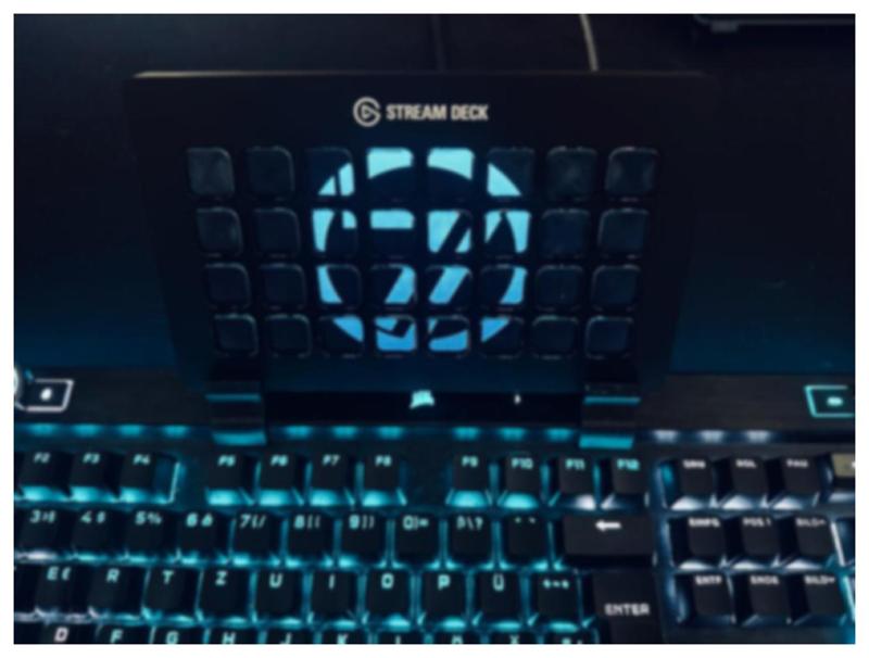 Stream Deck XL Fusion Grip