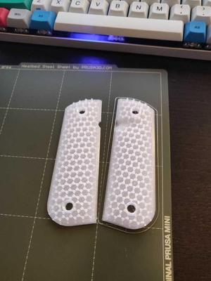 High Texture Bobtail 1911 Grips