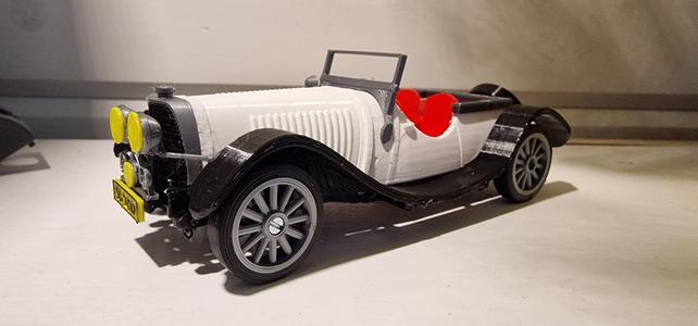 Jaguar SS100 Year 1936 scale 1:24 designer Ed van der Heijden