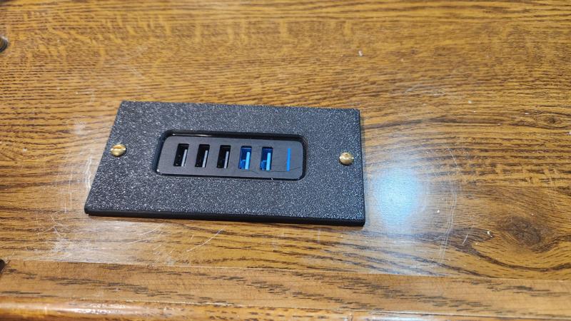 Anker USB PowerPort Recess Mount