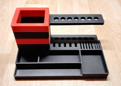 Desk organizer / Stolní organizér