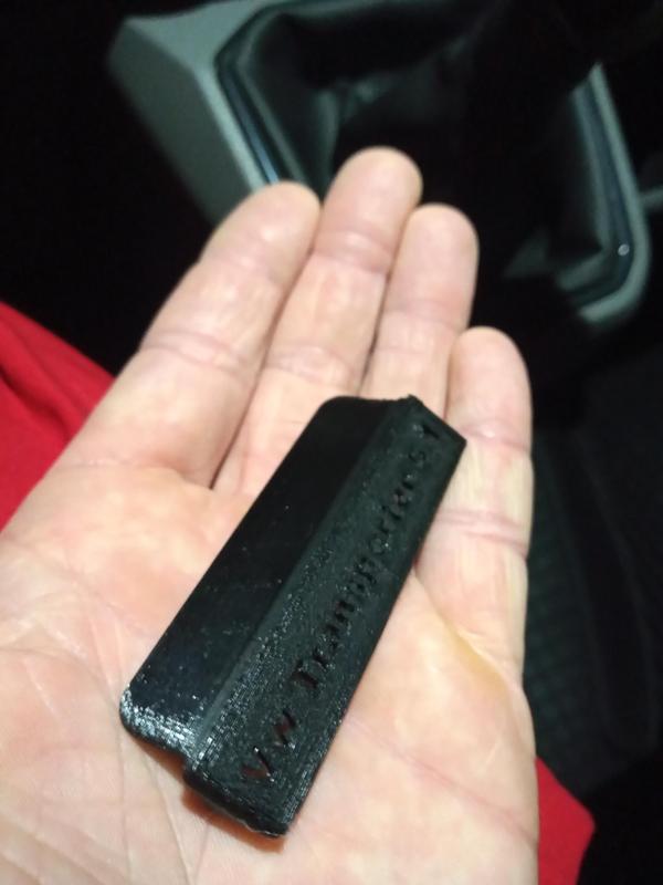 VW T6.1 kryt kontrolek