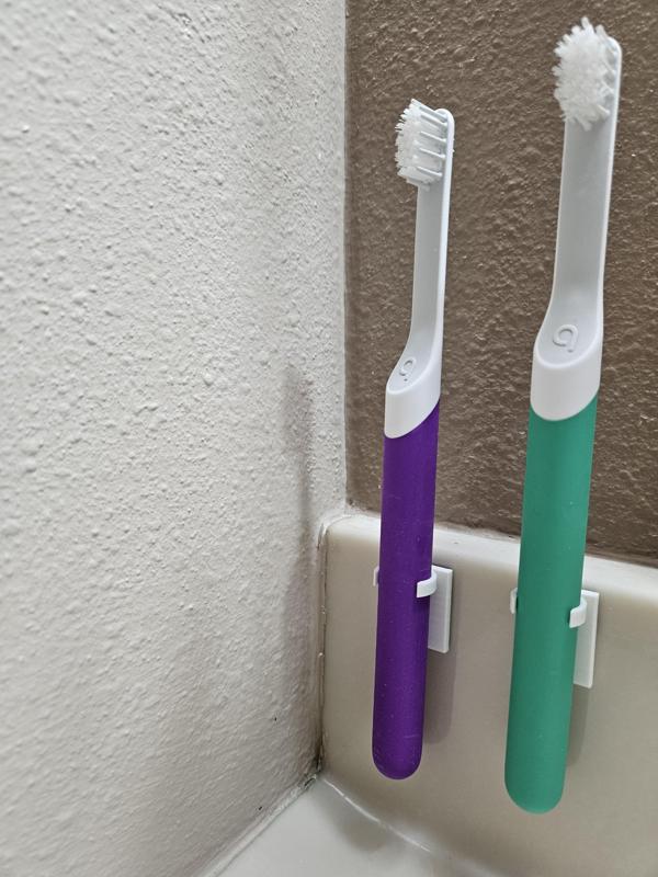 Quip Brush Wall Attachment