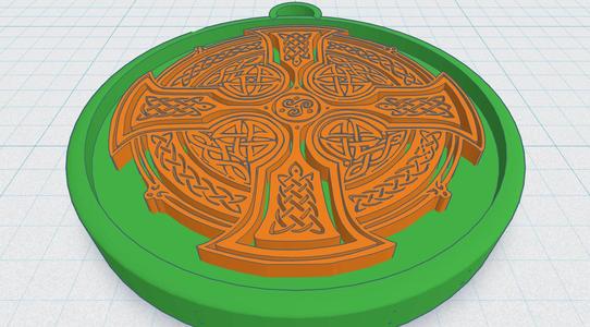 Celtic Round Cross 15