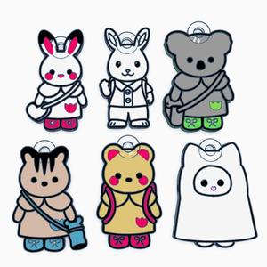6 SYLVANIAN FAMILIES RABBIT GHOST KEY CHAINS
