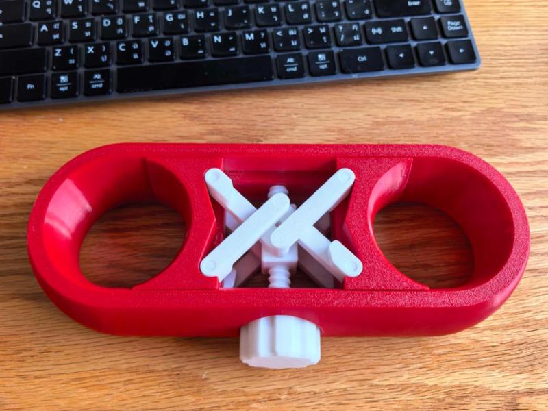 Screw linkage handcuffs