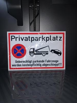 Schild Privatparkplatz