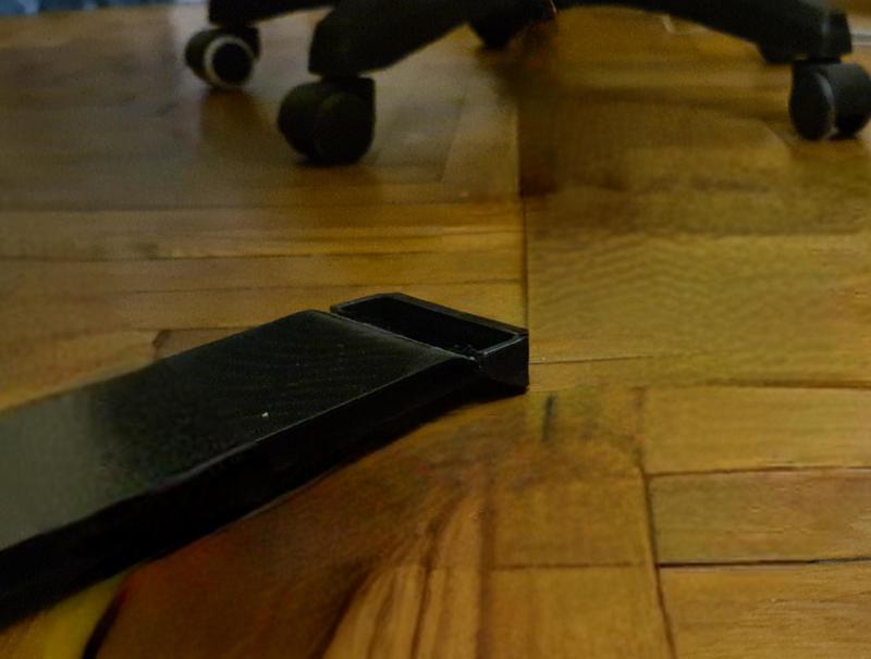 Roborock Blockage for Songmics Standing Desk