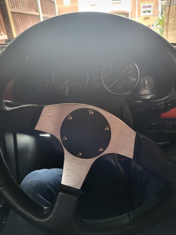 Universal 6 Bolt Steering Wheel / Momo Horn Button Assembly
