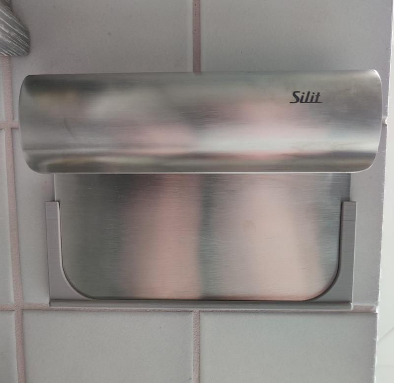 Wandhalterung für eine Gemüseschaufel/ Wall bracket for a vegetable shovel