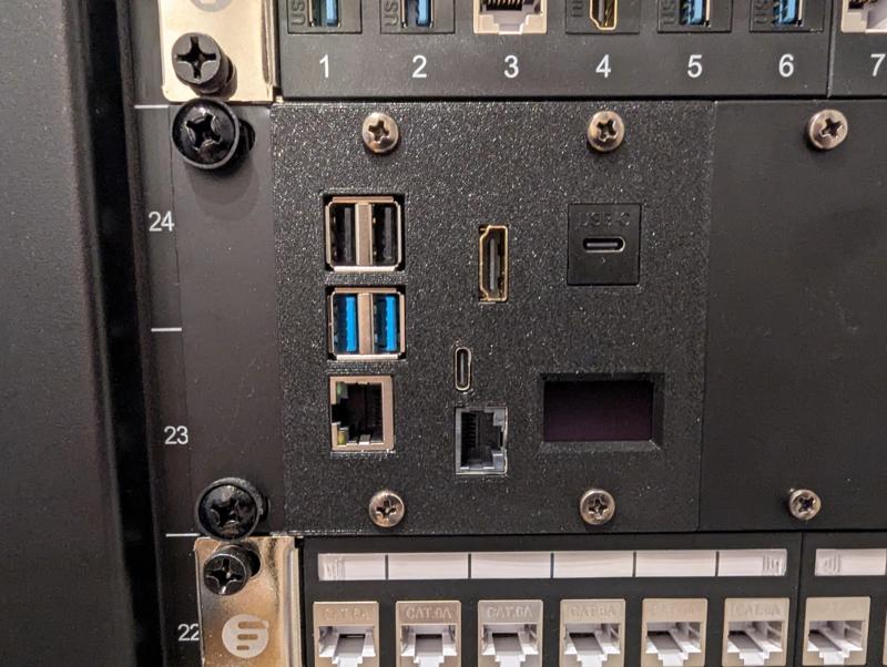 Geekworm KVM-A3 (PiKVM) with PoE HAT Rack Mount Module