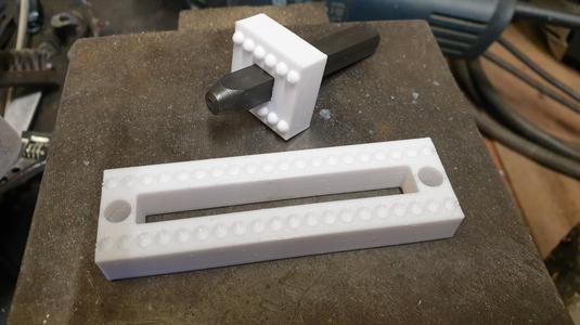 Guide for 8mm letter/number stamps