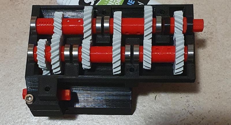 Crawler gearbox for UNIMOG RC (RC CAR / RC TRUCK)