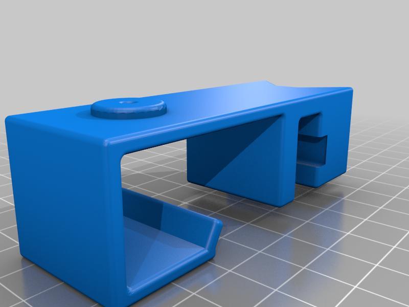 Motorcycle chain lubricator