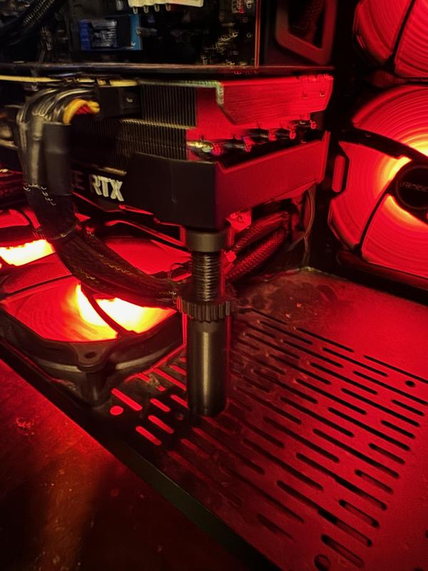 Adjustable GPU support/brace