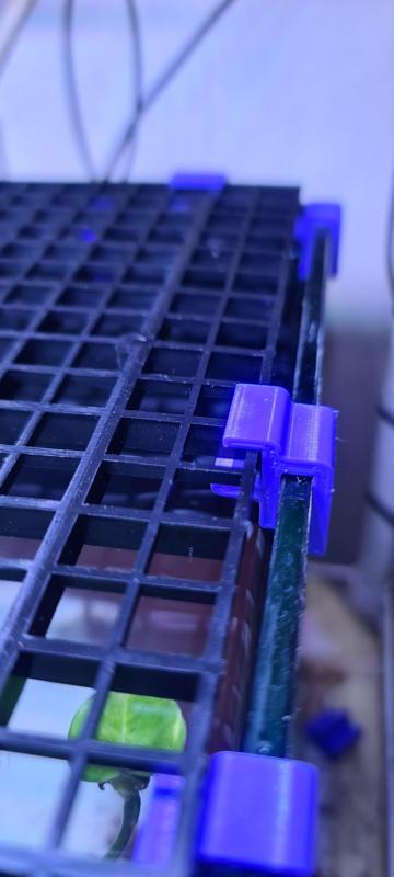 Aquarium Egg Crate Lid Holder