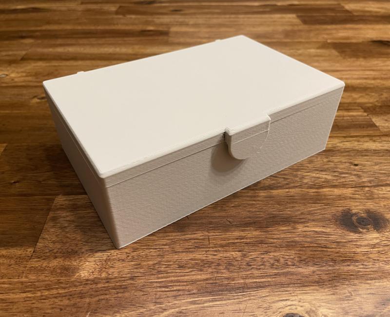 kleine Box mit Deckel / small storage box with lid