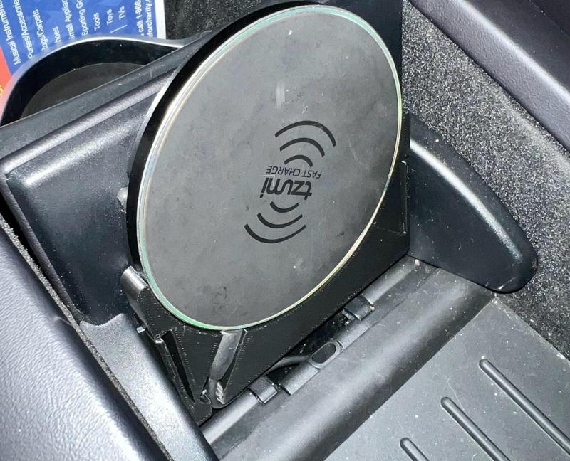 Tesla Model S/X Wireless Qi Charger (2016-2021)