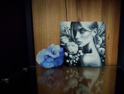 Girl with flowers Hueforge