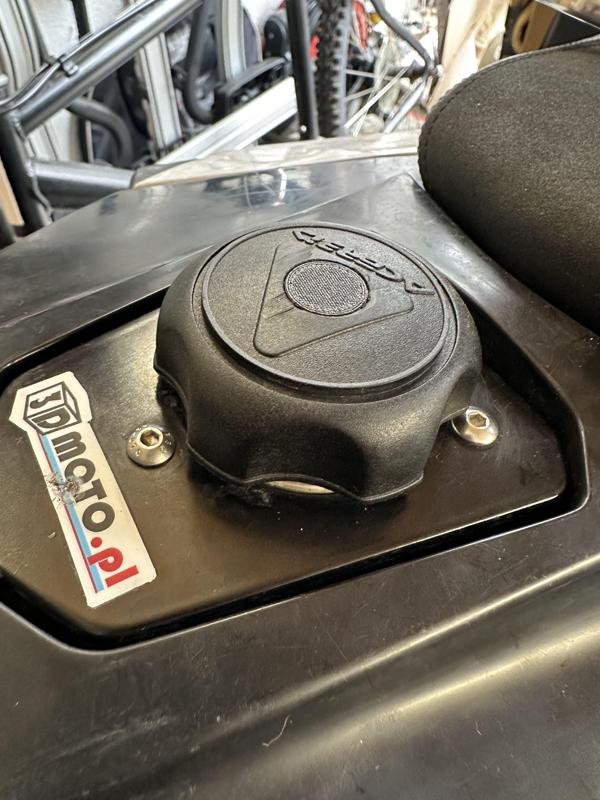 Vent cap cover for ACERBIS fuel cap