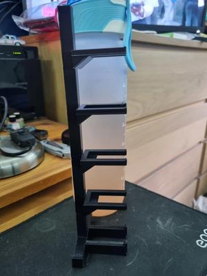 Car display 1:43 scale and smaller