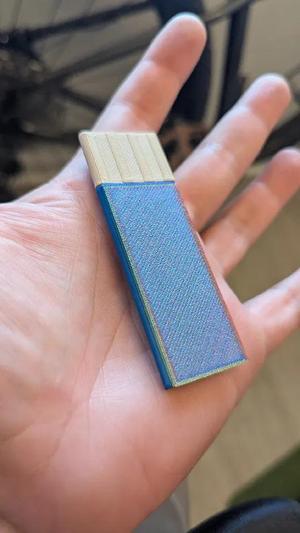 Tea Tree Therapy Mint Toothpicks case   