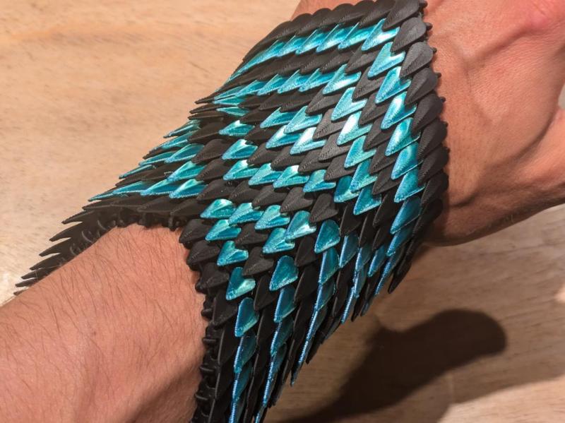 Dragon skin arm bracer