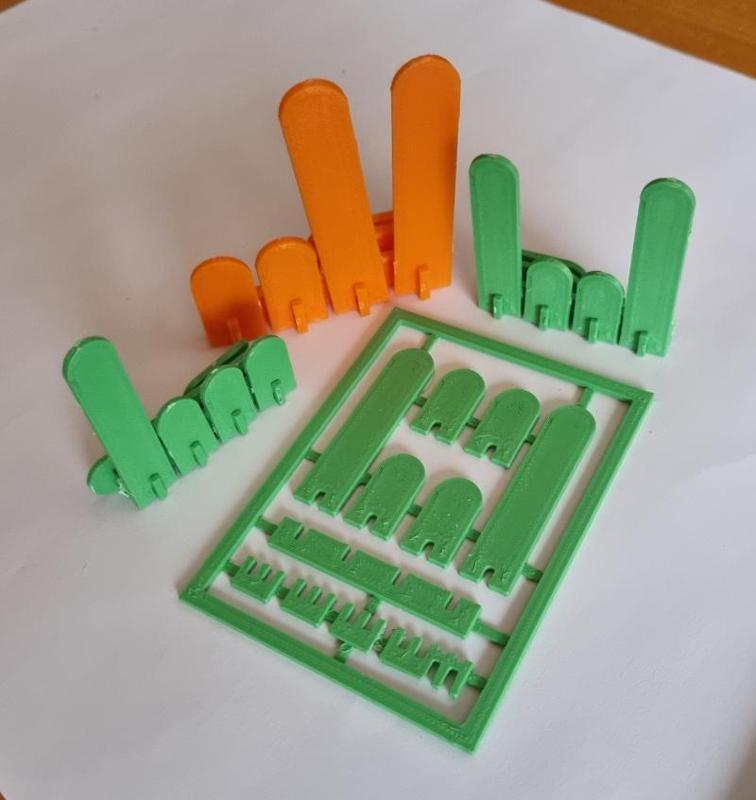 Easy Flatpack Finger Fun - Salute!