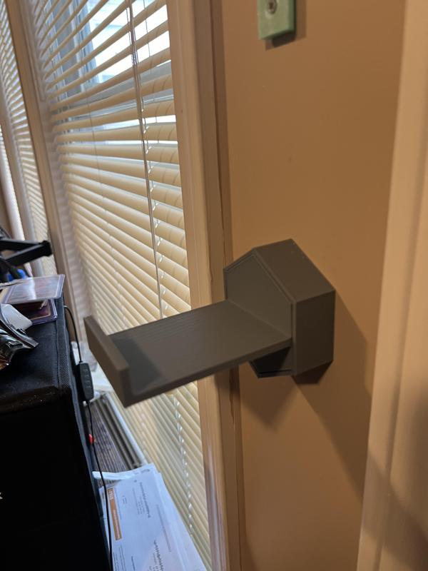 wall funko holder.stl