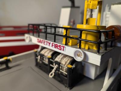 Utility Ship - Rear Deck Light Cone