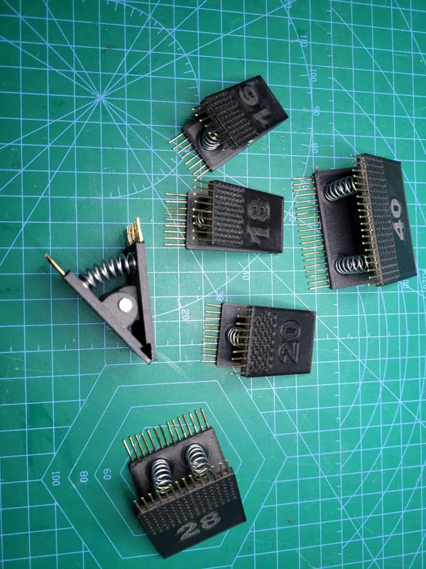 DIP IC package test/probe clips