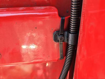 Clamp to suit 7mm split wiring loom tube