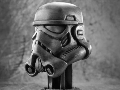 Stormtrooper Helmet on Piedestal (STL)   