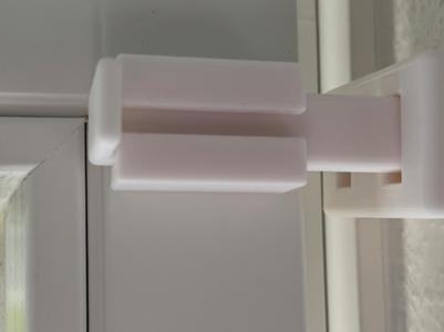 Fensterhalter
