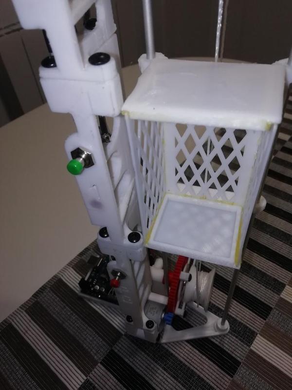 Tercer modelo de cabina para el ascensor A3