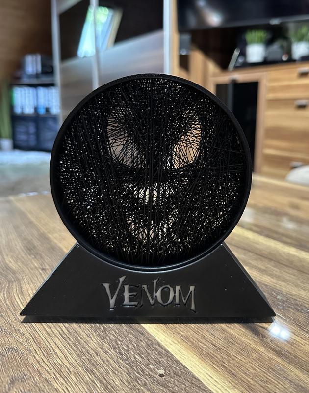 VENOM STRING-ART / MARVEL / COMICS