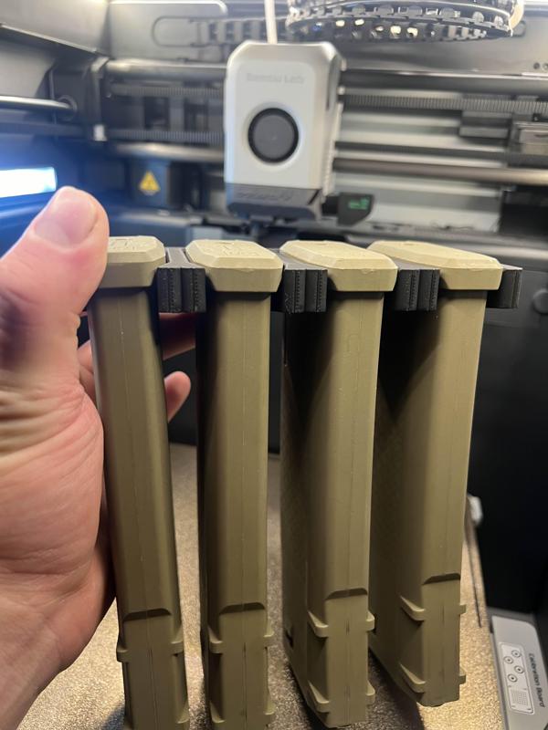 M4/AR15 Pmag wall holder