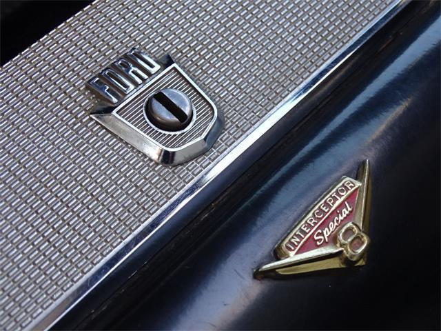 1958 Ford Fairlane V8 Interceptor Special emblem
