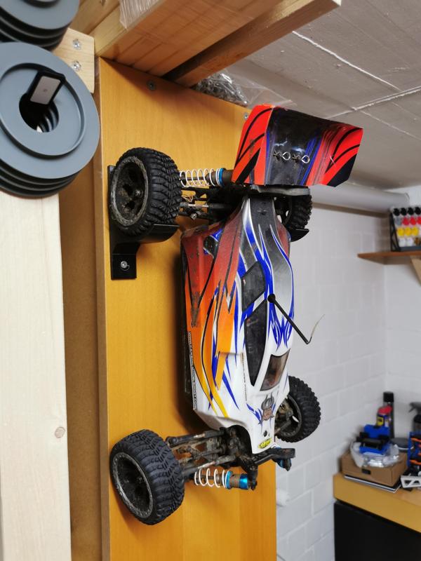 Wallmount RC Car  /  Wandhalter RC Auto