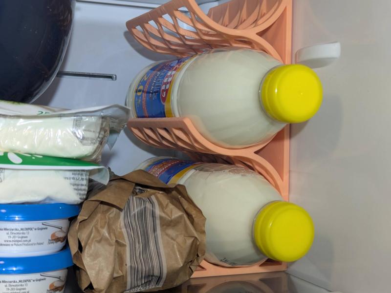 Bottle holder (rack for fridge)