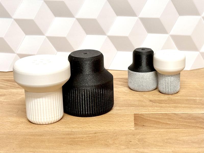 Salt and Pepper Set (modern shaker kit)