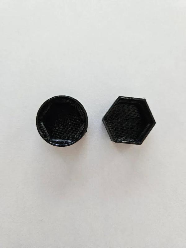 Elastic cover for M10 screw head   