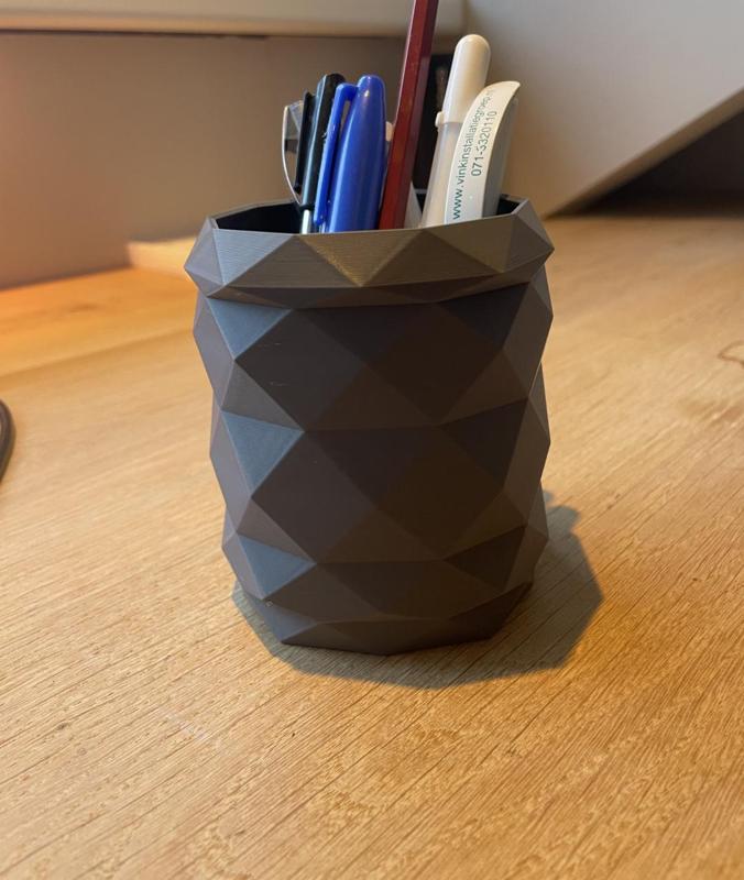 Pen holder