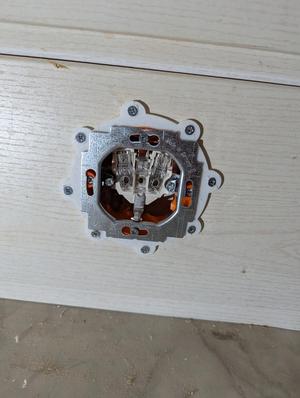 Electrical outlet hole/Socket hole adapter from 82mm down to 68mm