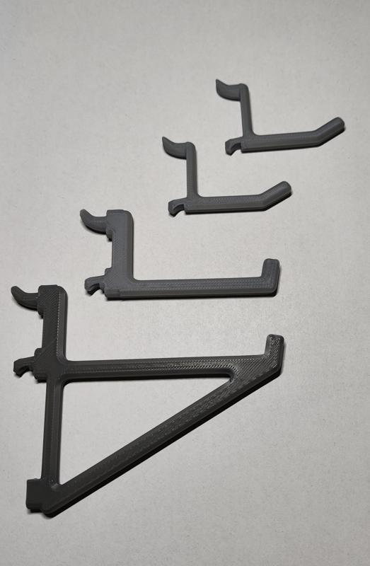 Multiboard variant of hooks