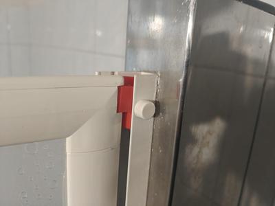 Bathtub water guard door hinge