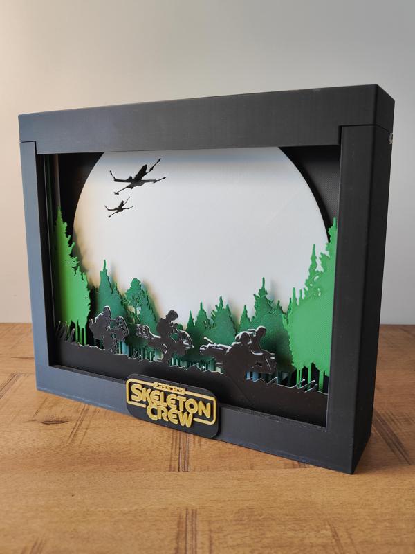 Star Wars - Skeleton Crew Shadow Box