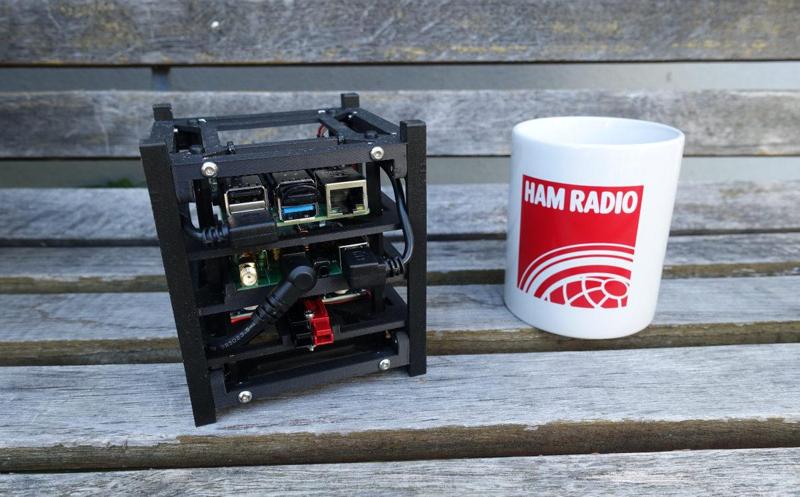 QubeDX S - The QubeDX's little brother