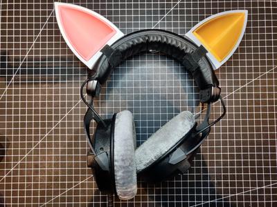 Headphone ears