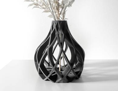 The Vukan Vase, Modern and Unique Home Decor for Dried and Preserved Flowers